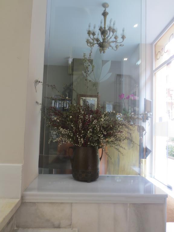 Hotel Rosal Οβιέδο Εξωτερικό φωτογραφία