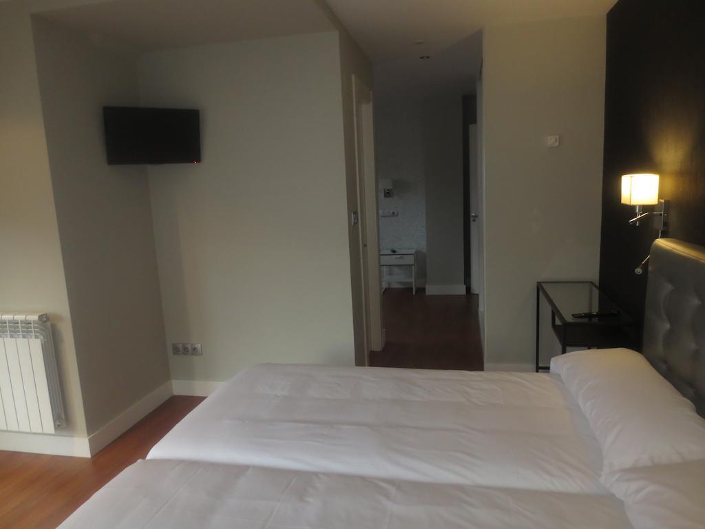 Hotel Rosal Οβιέδο Δωμάτιο φωτογραφία