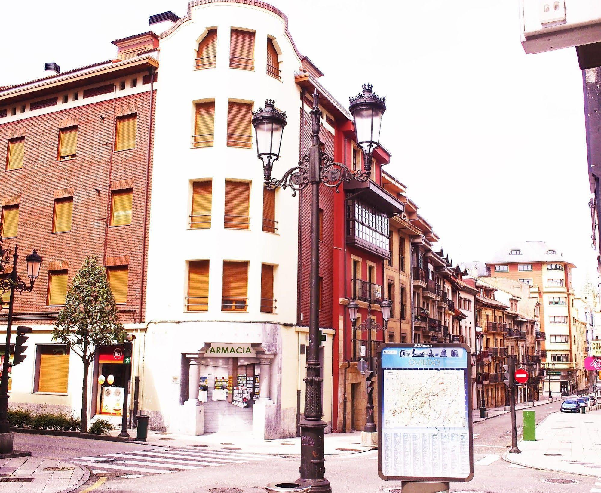 Hotel Rosal Οβιέδο Εξωτερικό φωτογραφία